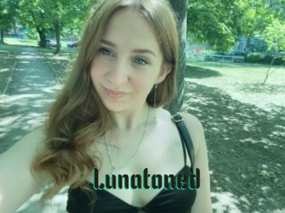 Lunatoned