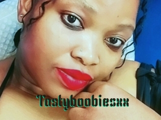 Tastyboobiesxx