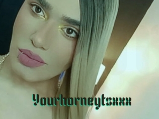 Yourhorneytsxxx
